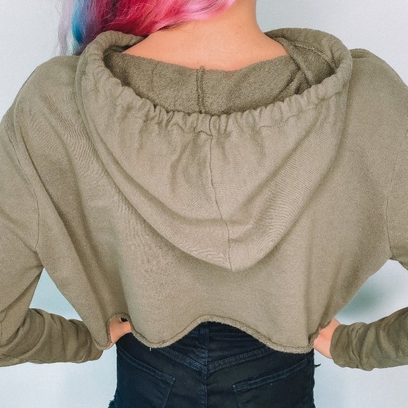 RockRoseCouture ''OVER IT'' Cropped Hoodie - Picture 4 of 5